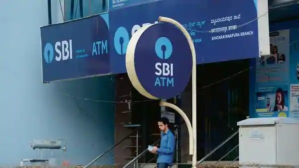Fake bank clearance in SBI name