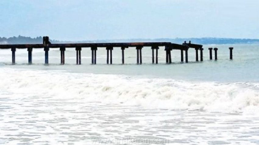 The bridge at Kulachal port was broken