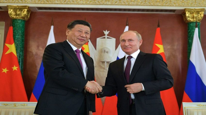 China is spying Russia suspends missile delivery