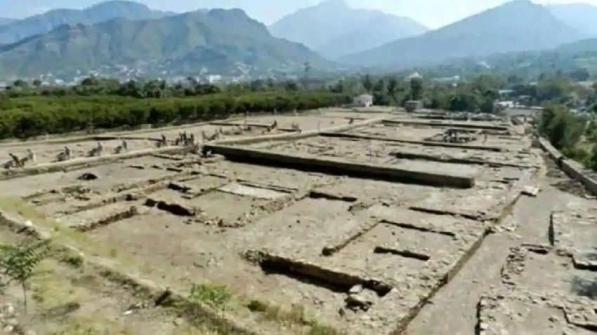 Discovery of a 1300 year old Vishnu temple in Pakistan