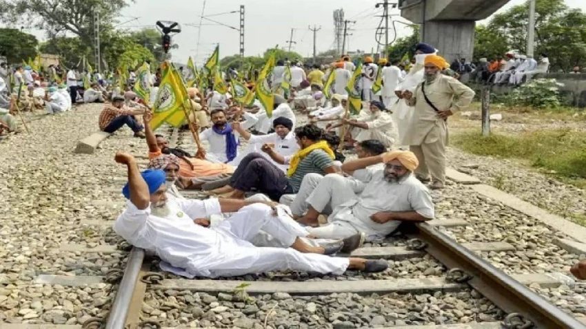 Revenue loss of Rs 2,220 crore? - Punjab farmers' series of struggles?