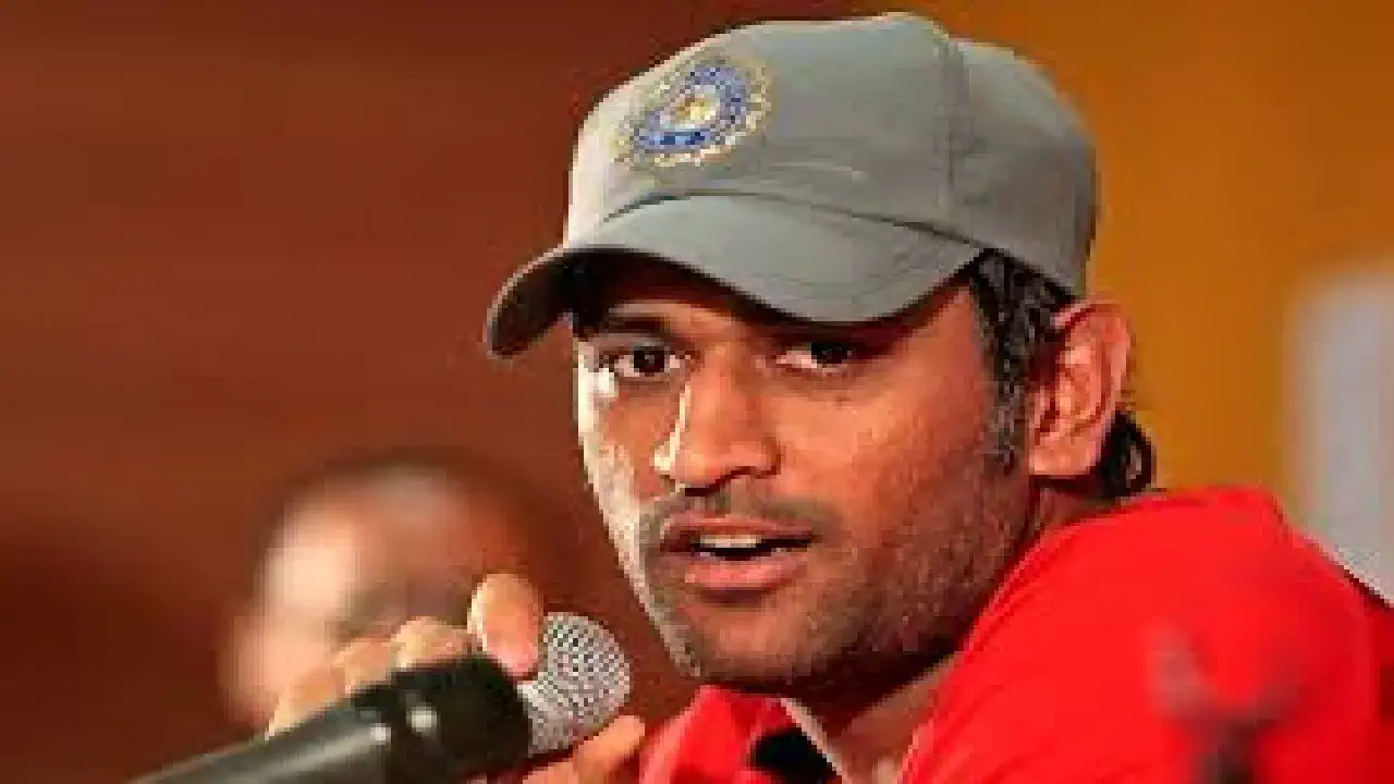 11 எம்.எஸ்.தோனி / MS Dhoni