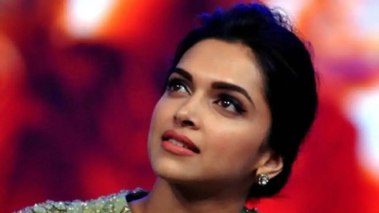 12 தீபிகா படுகோனே / Deepika Padukone