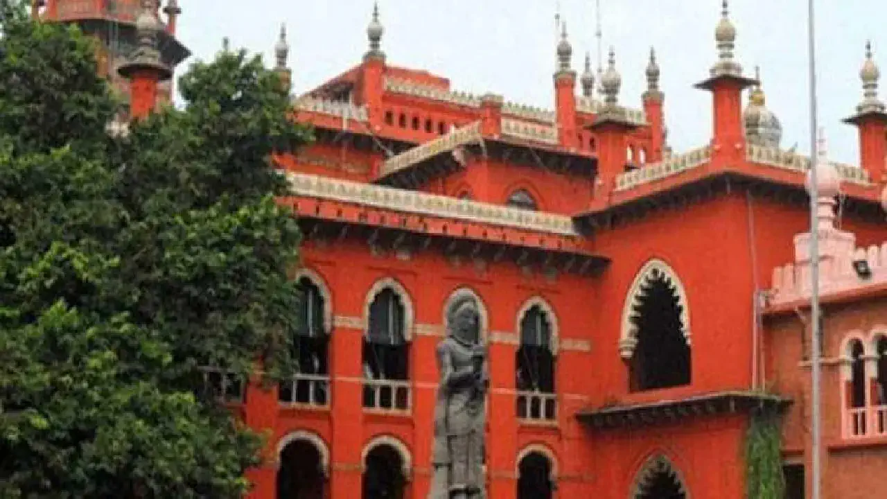 DMK MP High Court orders not to arrest Jagathratsakan