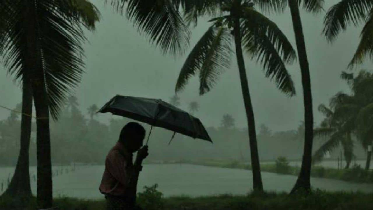 Heavy rain meteorological center warns for 6 districts of South Tamil Nadu!!!