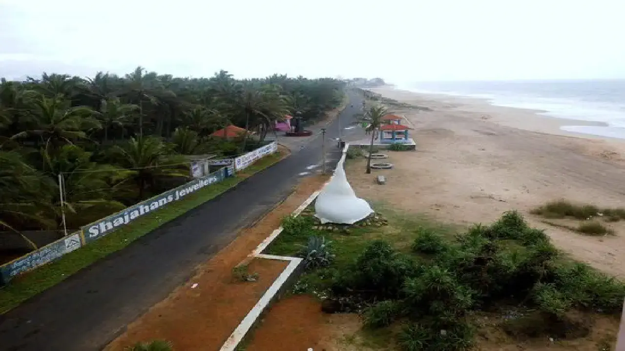 Sanguthurai Beach Kanyakumari