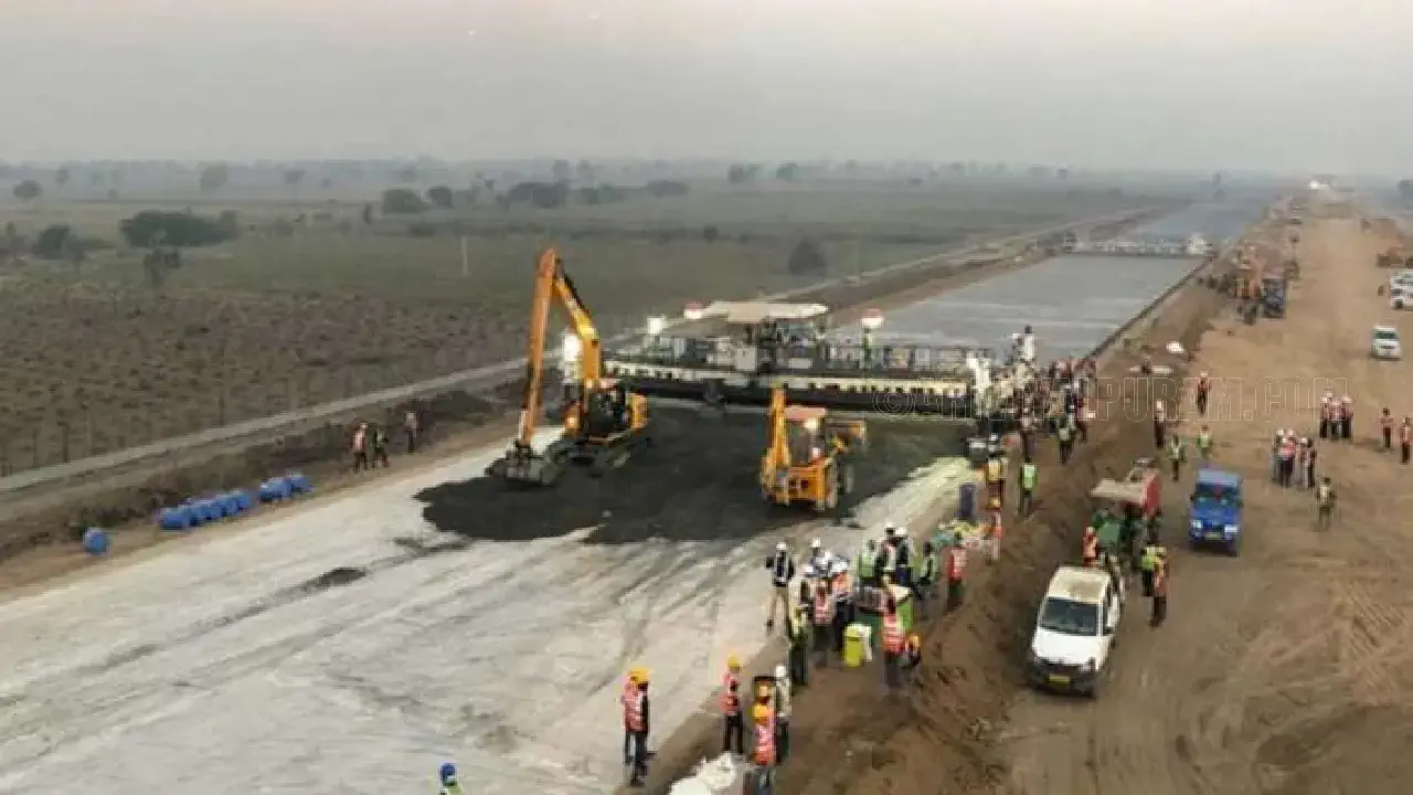 India builds 2 km highway in 24 hours using ice